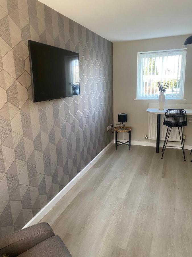 Chapel Court Apartments Cannock Exterior foto